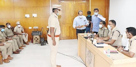 தூத்துக்குடி மாவட்ட காவல்துறை அலுவலகத்தில் உதவி ஆய்வாளர்கள் பொது மாறுதலுக்கான கலந்தாய்வு எஸ்பி ஜெயக்குமார் தலைமையில் நடைபெற்றது.