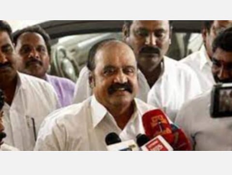 அதிமுக செய்தித் தொடர்பாளர் புகழேந்தி கட்சியிலிருந்து நீக்கம்