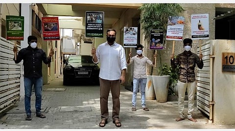 மதுக்கடைகள் திறப்பு: அன்புமணி தலைமையில் சென்னையில் பாமக ஆர்ப்பாட்டம்