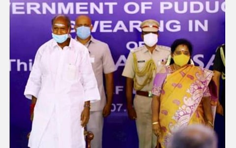 புதுச்சேரியில் நாளை அமைச்சர்கள் பதவியேற்பு