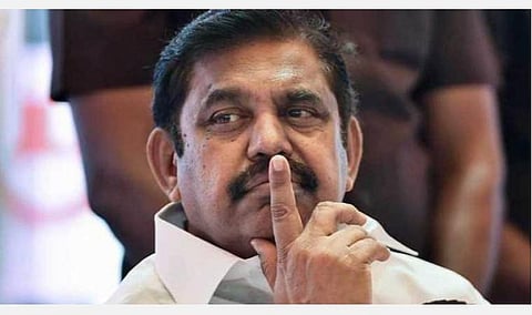 அதிமுக மாவட்டச் செயலாளர்களுடன் சென்னையில் பழனிசாமி தனியாக ஆலோசனை