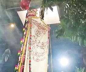 சிதம்பரம் நடராஜர் கோயிலில் ஆனித் திருமஞ்சன திருவிழா கொடியேற்றம் நடைபெற்றது.