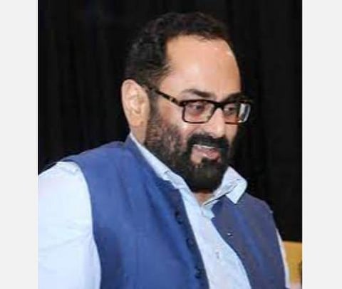 மத்திய அமைச்சரான புதுச்சேரி பாஜக மேலிடப் பொறுப்பாளர்: மற்றொரு பொறுப்பாளருக்கும் விரைவில் உயர் பதவி