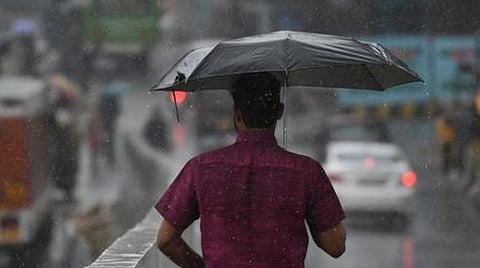 காஞ்சிபுரம், நீலகிரி, தேனி உள்ளிட்ட 12 மாவட்டங்களில் கனமழைக்கு வாய்ப்பு