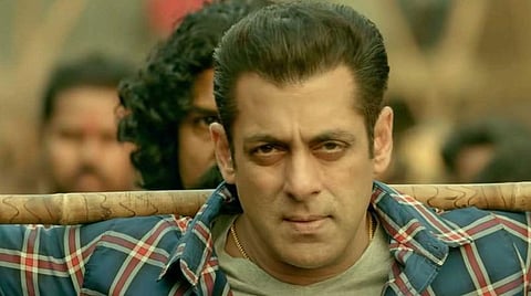 நடிகர் சல்மான் கானுக்கு போலீஸார் சம்மன்