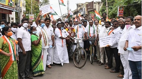 சைக்கிள் பேரணி.