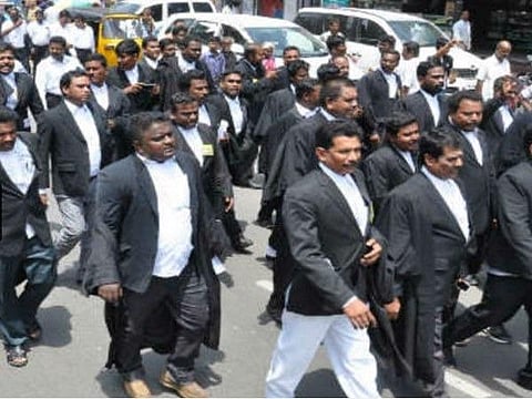 9 அரசு கூடுதல் தலைமை வழக்கறிஞர்கள், 202 அரசு வழக்கறிஞர்கள் நியமனம்: விண்ணப்பிக்க அரசு அழைப்பு