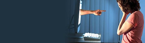 இணையவழி மிரட்டலைத் தடுப்போம்!