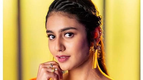 உங்கள் கருத்துகளை நீங்களே வைத்துக் கொள்ளுங்கள்: ப்ரியா பிரகாஷ் வாரியர் காட்டம்