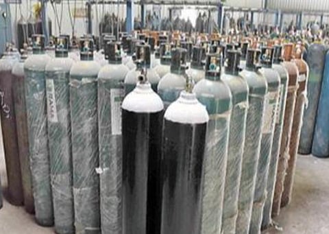 கரோனா பலி; ஆக்சிஜன் உதவி கோரிய இந்தோனேசியா: 100 மெட்ரிக் டன் அனுப்பி வைத்த இந்தியா