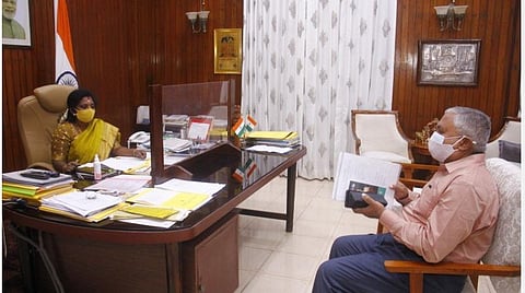 விரைவில் புதுச்சேரியில் உள்ளாட்சித் தேர்தல்: ஆளுநருடன் மாநில தேர்தல் ஆணையர் திடீர் ஆலோசனை