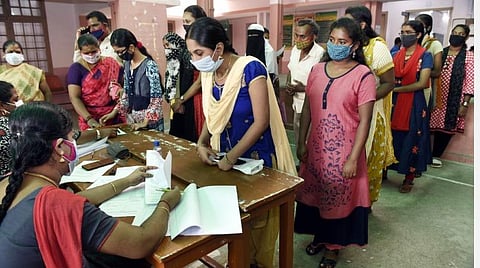 அரசு கலை, அறிவியல் கல்லூரிகளில் சேர இன்று முதல் விண்ணப்பிக்கலாம்: எப்படி?- முழு விவரம்