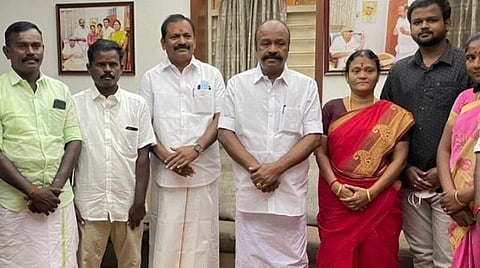 சென்னையில் அமைச்சர் கே.ஆர்.பெரியகருப்பன் முன்னிலையில் திமுகவில் இணைந்த சிவகங்கை ஒன்றியத் தலைவர் மஞ்சுளாபாலச்சந்தர்.