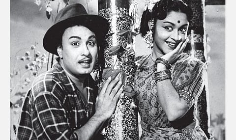 திருடாதே 60 ஆண்டுகள்: வாளை வீசிவிட்டு வாருங்கள் எம்.ஜி.ஆர்.!