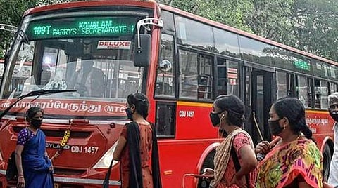 2,200 மாநகர பேருந்துகளில் நவம்பர் மாத இறுதிக்குள் சிசிடிவி கேமரா பொருத்தப்படும்: மாநகர போக்குவரத்து கழகம் தகவல்