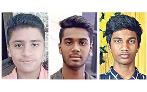 திருவள்ளூர் மாவட்டம்  சோழவரம் அருகே காரனோடை - கொசஸ்தலை ஆற்றில் மூழ்கி உயிரிழந்த சிறுவர்கள்.