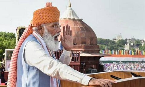 75-வது ஆண்டு சுதந்திர தின உரையை கவிதையுடன் நிறைவு செய்த பிரதமர்