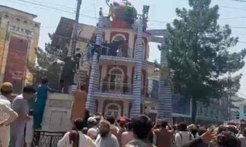 தலிபான்களுக்கு எதிராக வலுக்கும் மக்கள் போராட்டம்: ஜலாலாபாத்தில் துப்பாக்கிச் சூடு