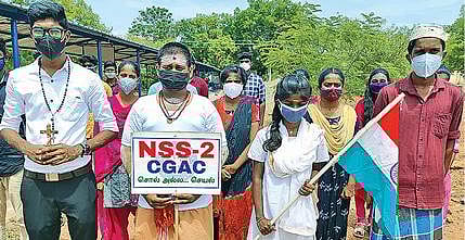 நல்லிணக்க நாள் உறுதிமொழி ஏற்பு :