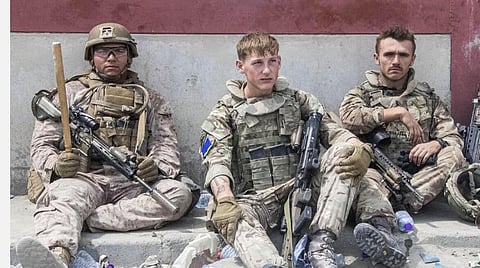 காபூல் விமான நிலையத்தில் துப்பாக்கிச் சூடு