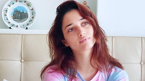 எழுத்தாளராக மாறிய தமன்னா 