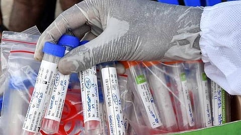 செப்.1 கல்லூரிகள் திறக்கப்படும் நிலையில் நெல்லை அரசு சித்த மருத்துவக் கல்லூரியில் மேலும் 7 மாணவிகளுக்கு கரோனா: மாணவியர் விடுதி தடை செய்யப்பட்ட பகுதியாக அறிவிப்பு