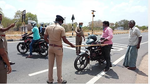 கரோனா விதிமீறல்; சென்னையில் 235 வாகனங்கள் பறிமுதல்: 606 வழக்குகள் பதிவு