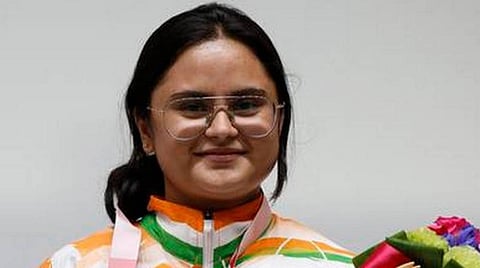 அவனி லெகாரா