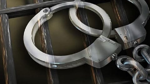 புதுச்சேரியில் நண்பருடன் சேர்ந்து கணவனைக் கொலை செய்து நாடகமாடிய மனைவி கைது