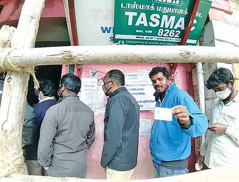 நீலகிரியில் தடுப்பூசி சான்று இருந்தால் மட்டுமே மது :