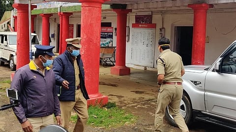 உதகை பழைய எஸ்.பி. அலுவலகத்தில் சாட்சிகளிடம் மீண்டும் விசாரணை.