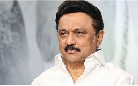 விளம்பரங்களைத் தவிர்க்கும் தமிழ்நாடு முதல்வர்: முன்னுதாரணங்கள் தொடரட்டும்!