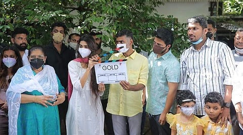 'பாட்டு' ஒத்திவைப்பு: புதிய படத்தைத் தொடங்கினார் அல்போன்ஸ் புத்திரன்