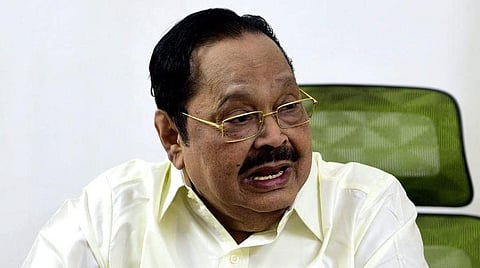 மண்பாண்டம், செங்கல் சூளை, நில மேம்பாடு மற்றும் சாலைப் பணிக்கு மண் எடுக்க அனுமதி: சட்டப்பேரவையில் அமைச்சர் துரைமுருகன் தகவல்