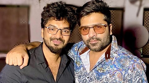 சிலம்பரசனுக்கு அடுத்த ஆண்டு திருமணம்: ஜெய்