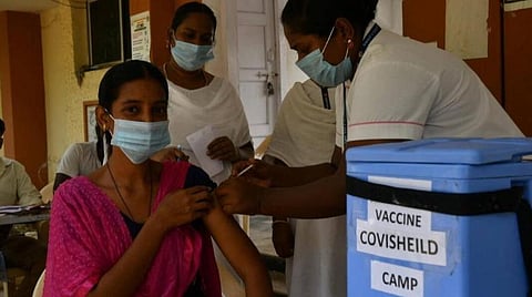 தமிழகத்தில் 2-வது நாளாக தொடர்ந்து அதிகரிக்கும் கரோனா