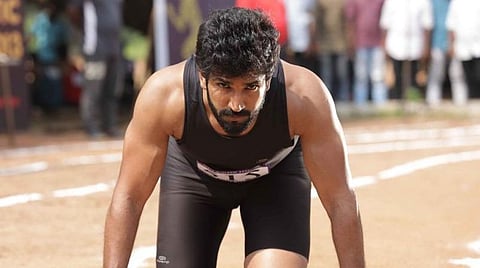 'கிளாப்' படக்குழுவினருக்கு அமிதாப் பச்சன் வாழ்த்து