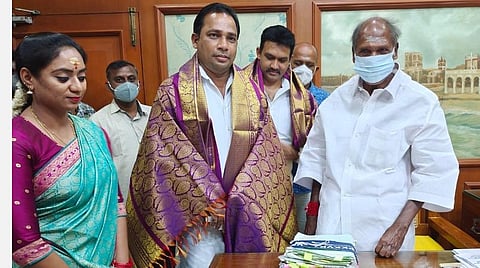 இலங்கை - காரைக்கால் இடையே கப்பல் போக்குவரத்து: புதுவை முதல்வருடன் இலங்கை அரசு பிரதிநிதிகள் ஆலோசனை