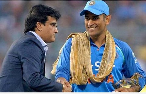 பிசிசிஐ தலைவர் சவுரவ் கங்குலி, எம்.எஸ். தோனி | கோப்புப் படம்.