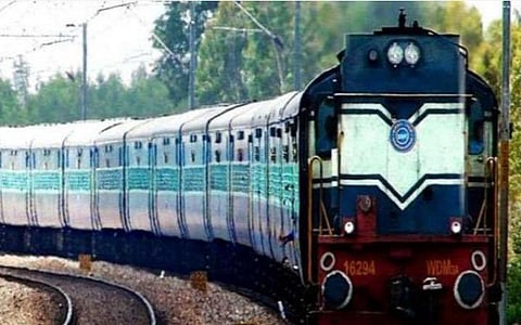 கோவை வழியாக ரயிலில் காசி, அயோத்திக்கு ஆன்மிகச் சுற்றுலா: முன்பதிவு தொடக்கம்