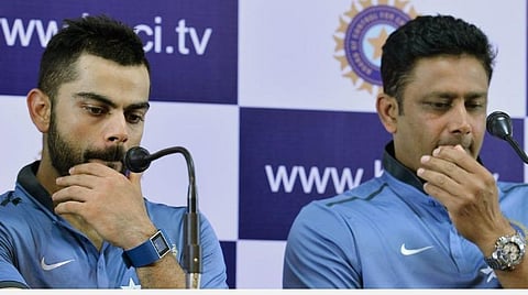 இந்திய அணியின் கேப்டன் விராட் கோலி, முன்னாள் பயிற்சியாளர் அனில் கும்ப்ளே | கோப்புப்படம்