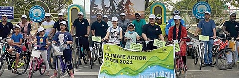 தூத்துக்குடியில் சுற்றுச்சூழல் பாதுகாப்பு வார விழாவை முன்னிட்டு நடைபெற்ற விழிப்புணர்வு சைக்கிள் பேரணி.