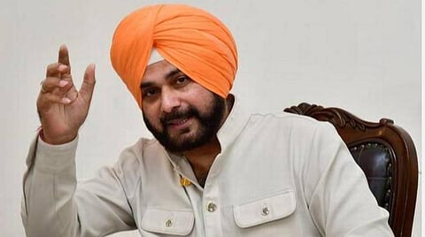 ‘‘சமரசம் கிடையாது’’- பஞ்சாப் காங்கிரஸில் அடுத்த நெருக்கடி: சித்து ராஜினாமா