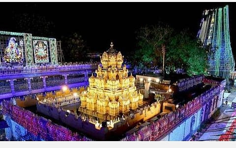 தசரா ஒளிபரப்பில் வேற்றுமத பிரச்சாரம்: விஜயவாடா கோயிலில் பக்தர்கள் அதிர்ச்சி