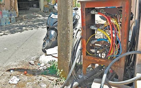 அரியலூர் அருகே மின்சாரம் பாய்ந்து தந்தை,மகன் உயிரிழப்பு