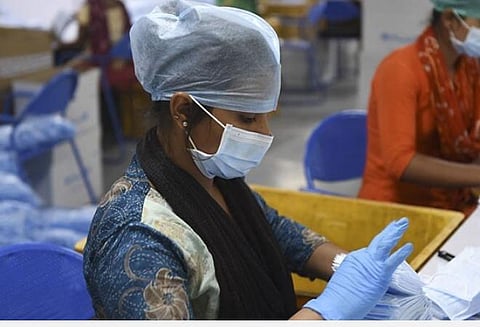 அக்.09 தமிழக நிலவரம்: தொற்று பாதிப்பு, குணமடைந்தோர், பலி எண்ணிக்கை- முழுமையான பட்டியல்