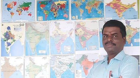 மாணவர்களை வரவேற்க நில வரைபடங்களால் வகுப்பறை தயார்: அரசுப் பள்ளி ஆசிரியரின் அழகிய முயற்சி