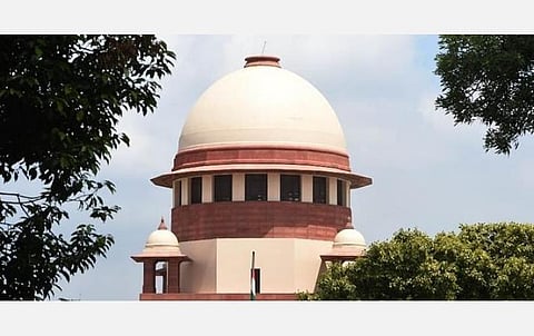 ஏழை மாணவர்களுக்கு லேப்டாப்களை இலவசமாக வழங்குவது அரசின் கடமை: உச்ச நீதிமன்றம் கருத்து