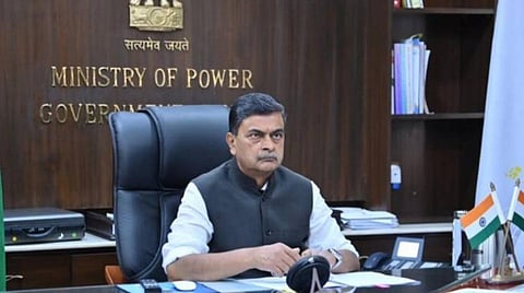 நிலக்கரி பற்றாக்குறை இருப்பதாக தேவையற்ற பீதி உருவாக்கப்படுகிறது: மத்திய மின்துறை அமைச்சர் ஆர்.கே.சிங் விளக்கம்