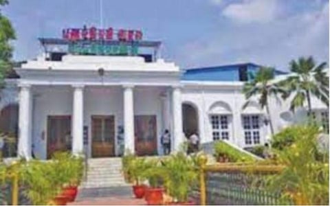 தமிழகத்தைத் தொடர்ந்து புதுச்சேரி, காரைக்காலிலும் சனிக்கிழமை பள்ளிகளுக்கு விடுமுறை